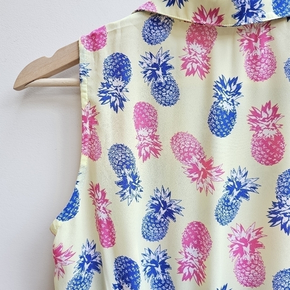 Upside Down Pineapple Print and Mother of Pearl Button Romper, Size Small - Picture 5 of 14